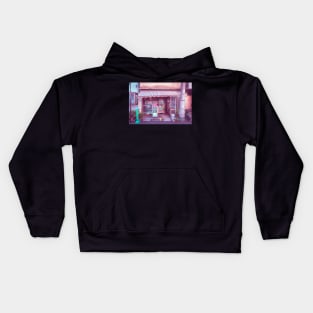 Old Style Tokyo Japanese Store Front. Vaporwave citypop aesthetic Shop Street Photography Kids Hoodie